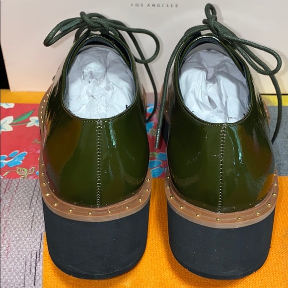 NIB CHINESE LAUNDRY CECILIA OXFORD PATENT OLIVE - Picture 7 of 10